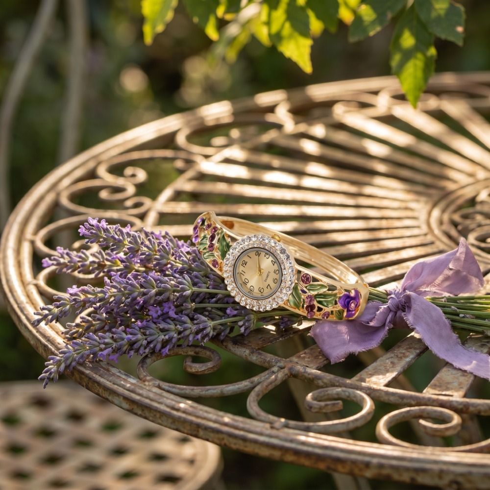 Relógio Vintage Rico em Flores - Vintage Fashion Week avaliação e preço