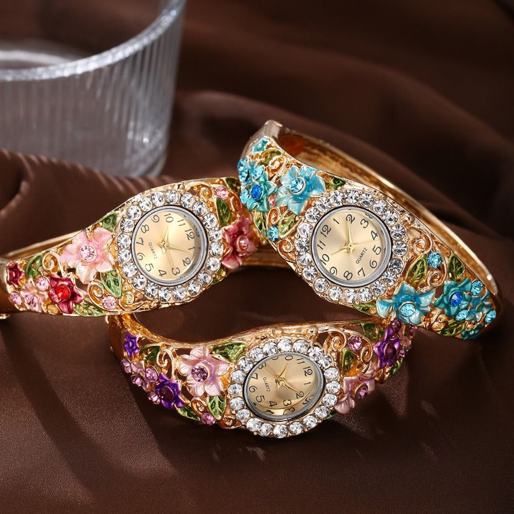 Relógio Vintage Rico em Flores - Vintage Fashion Week avaliação e preço