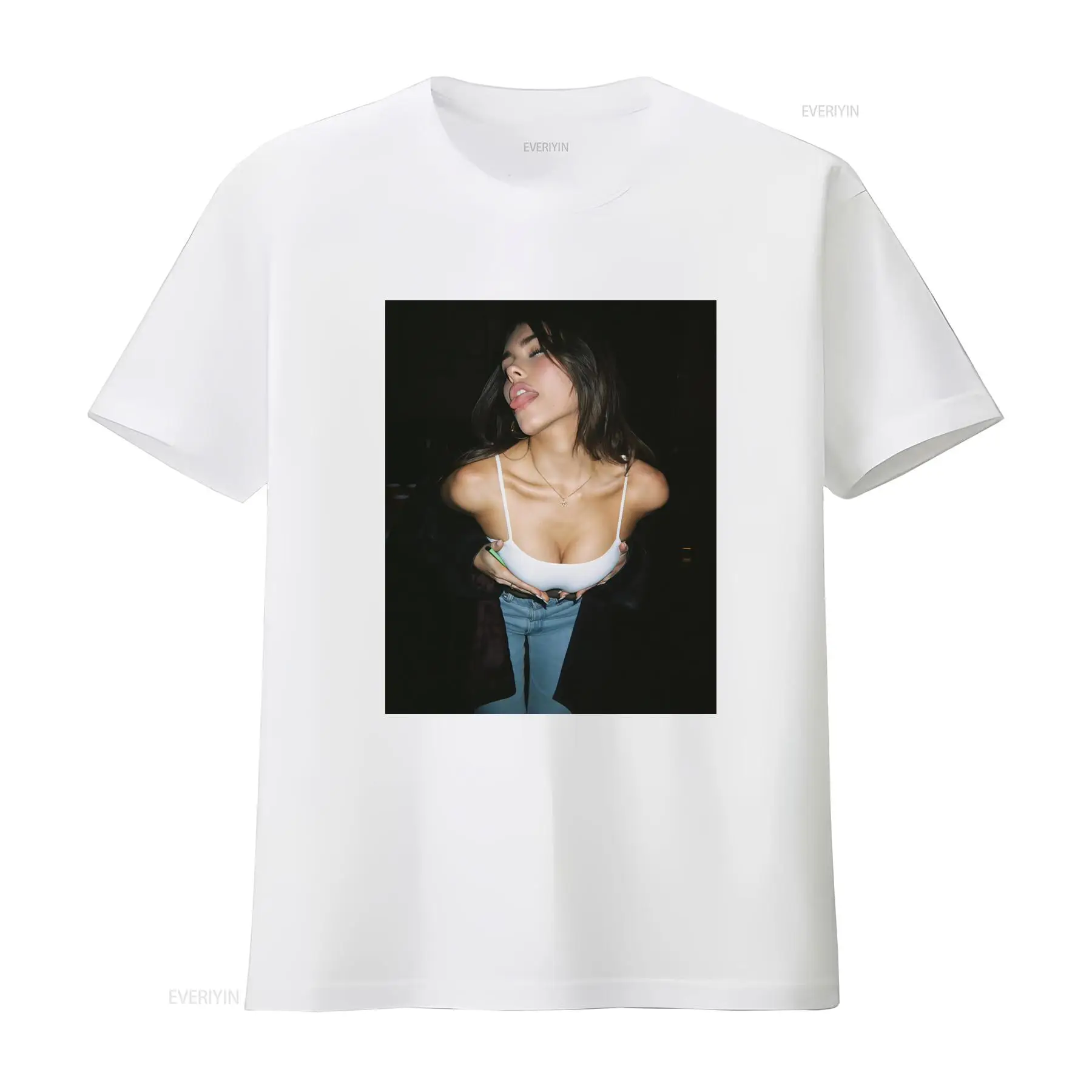 Camiseta Feminina Estilo Madis - Vintage Fashion Market avaliação e preço